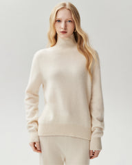 100% Cashmere Relaxed Turtleneck Sweater