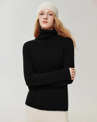 100% Cashmere Rolled-Edge Relaxed Turtleneck Sweater