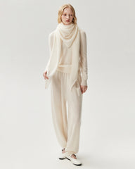 100% Cashmere V-Neck Sweater