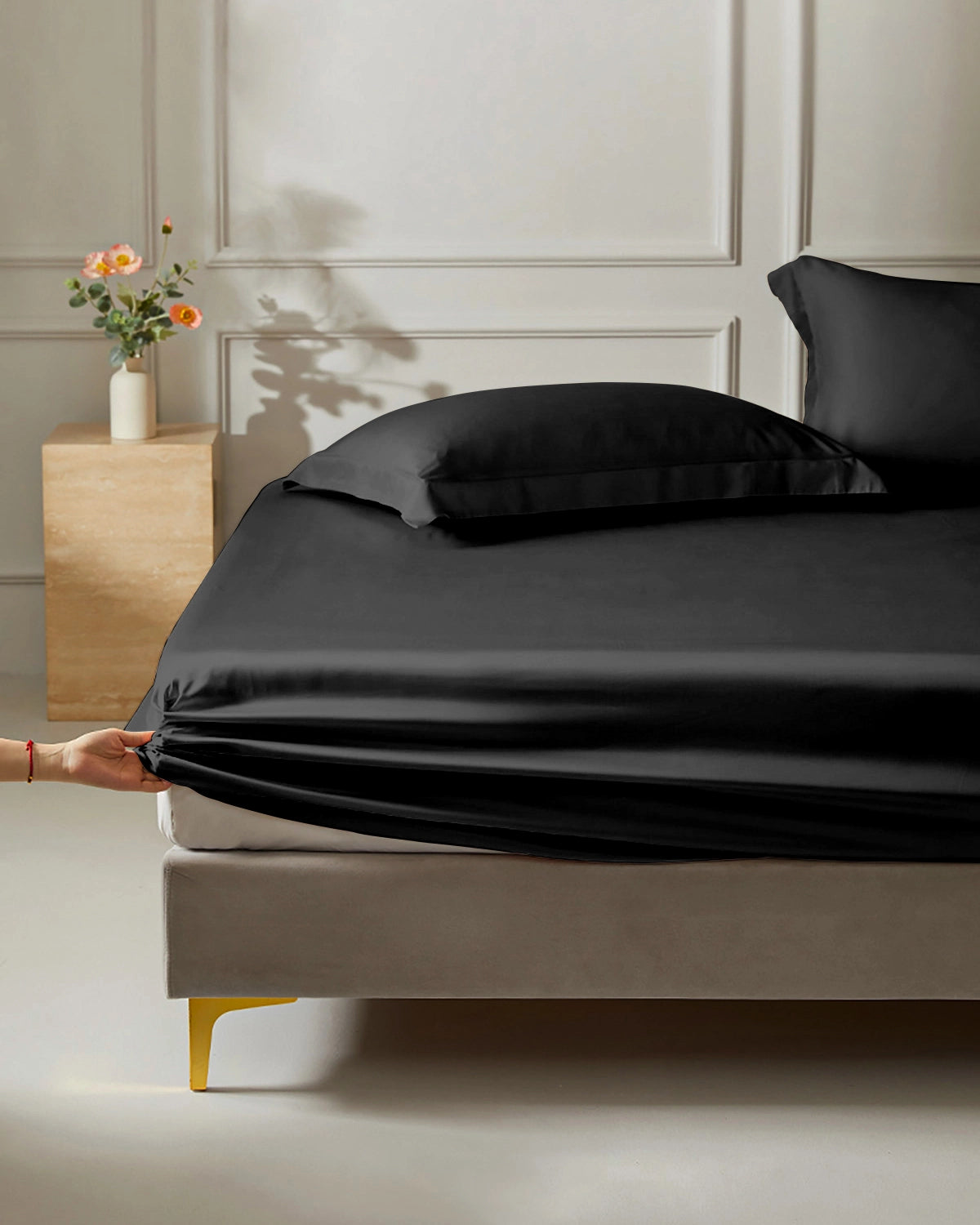 19 Momme Silk Fitted Sheet Black