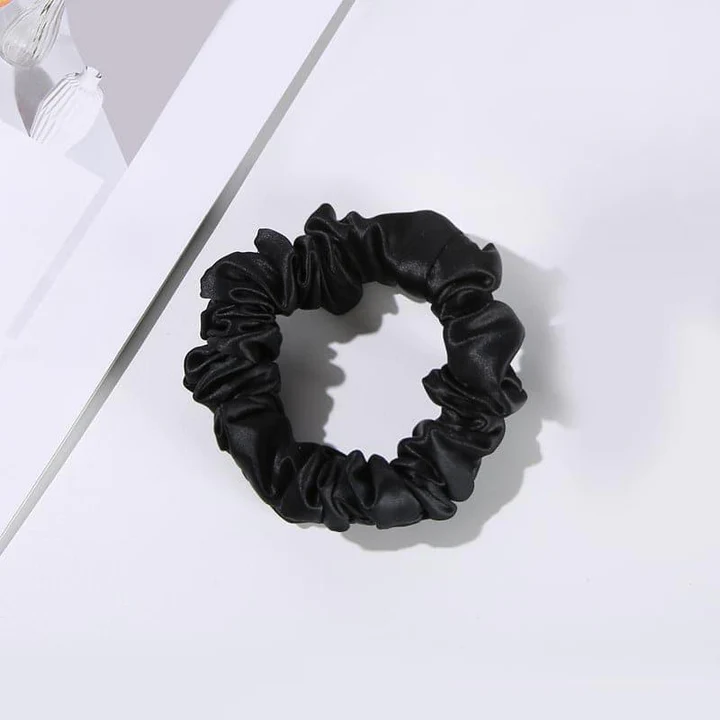 22 Momme 2.5 CM Midi Light Silk Hair Loop Scrunchy Black