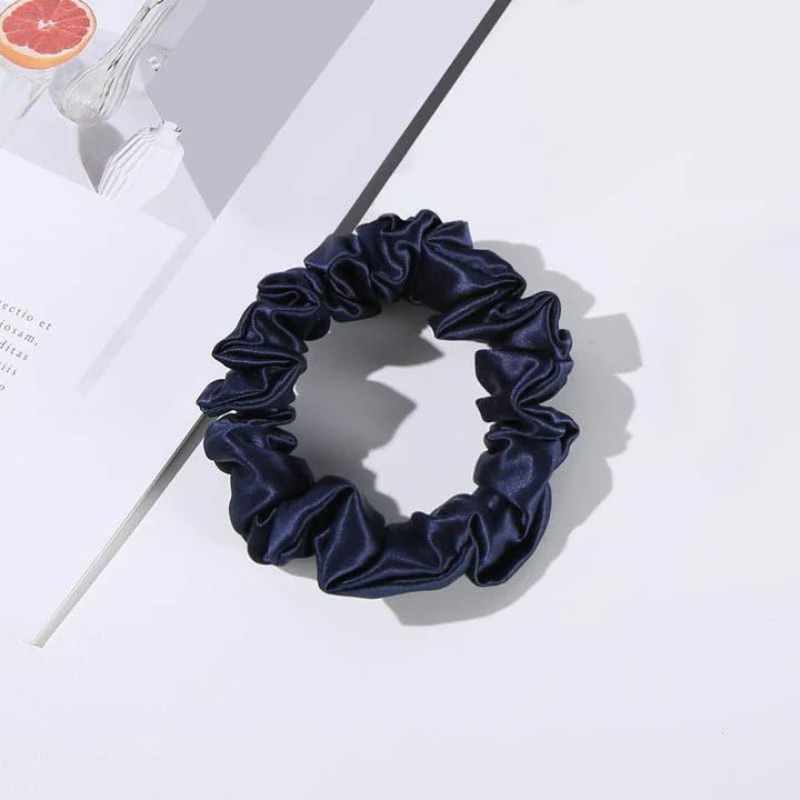 22 Momme 2.5 CM Midi Light Silk Hair Loop Scrunchy Navy