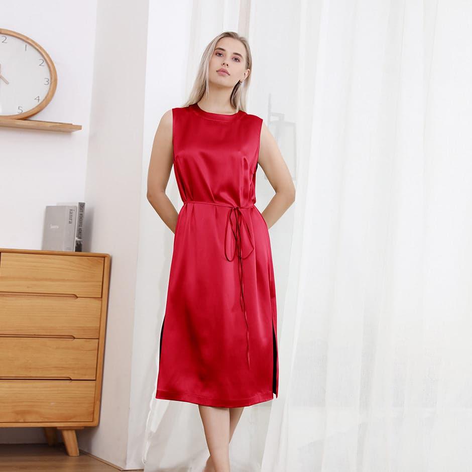 22 Momme Crew Neck Silk Midi Dress Burgundy