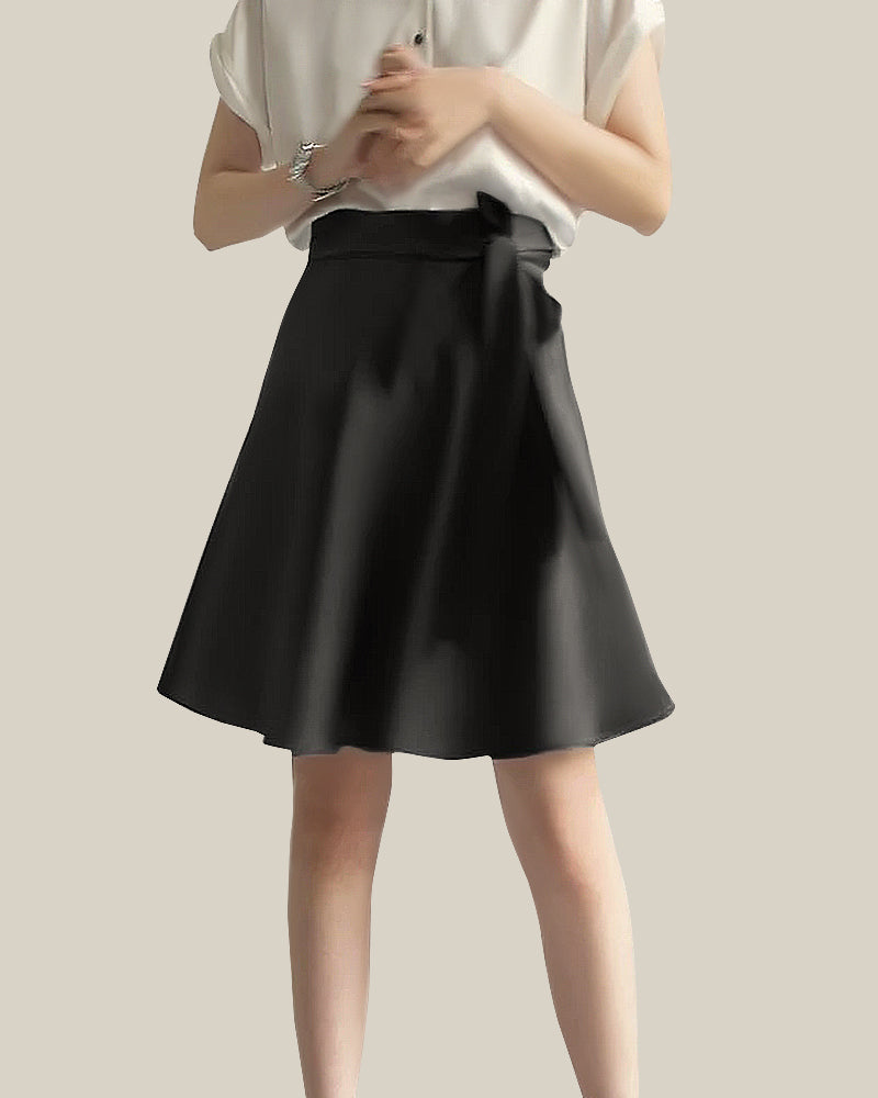 22 Momme Elegant Silk Short Skirt Black