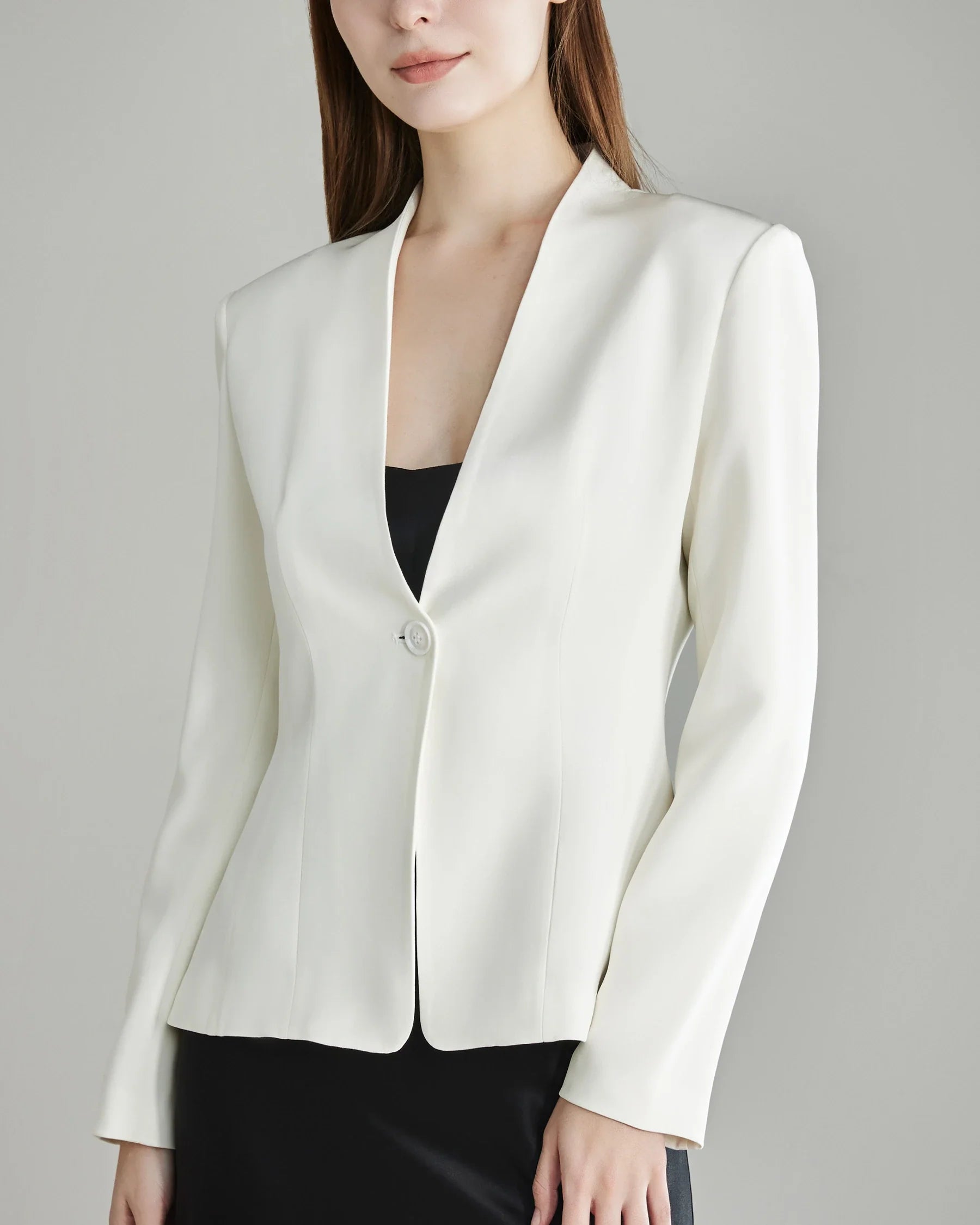 40 Momme Collarless Silk Blazer Cream