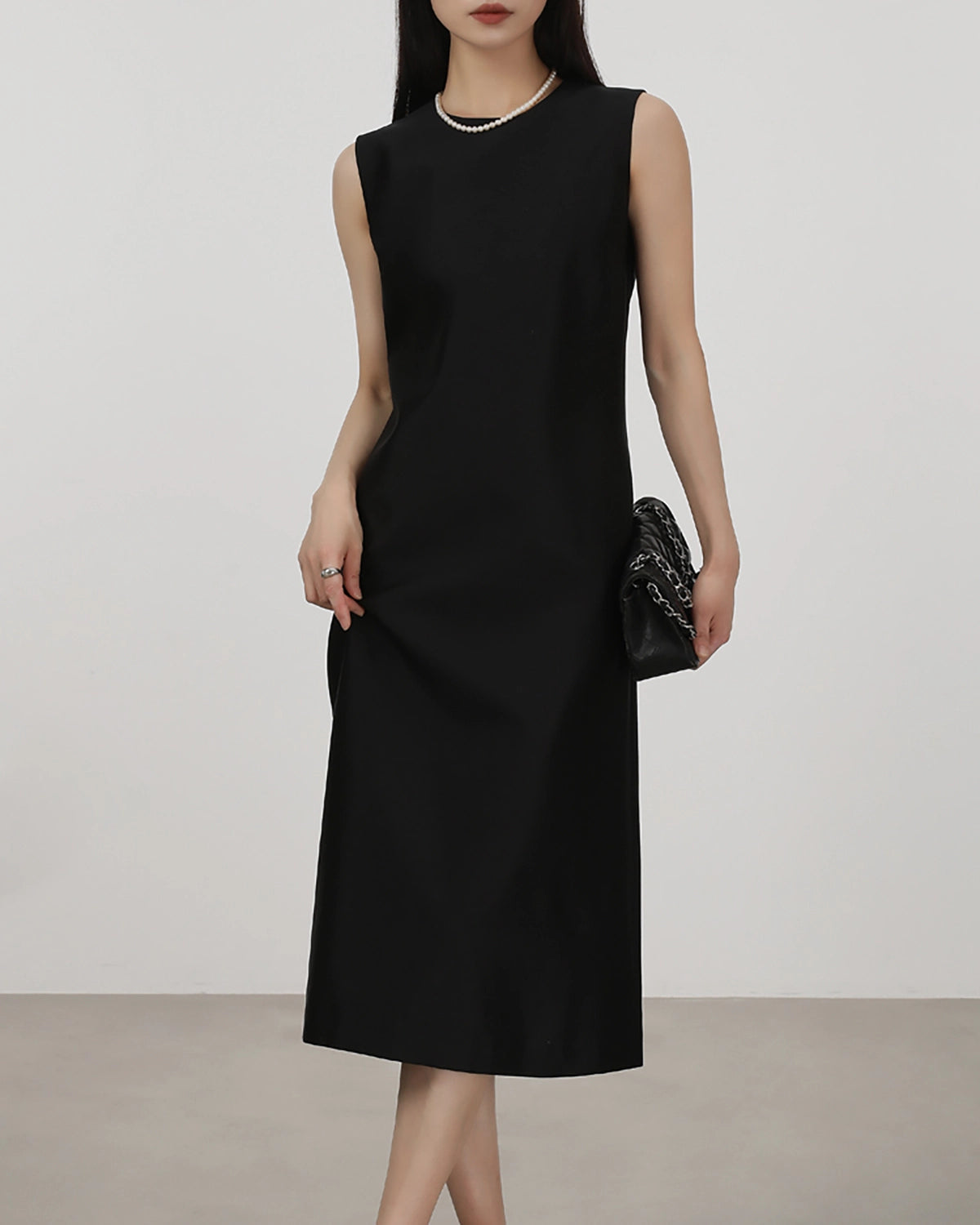40 Momme Silk Sleeveless Midi Dress Black