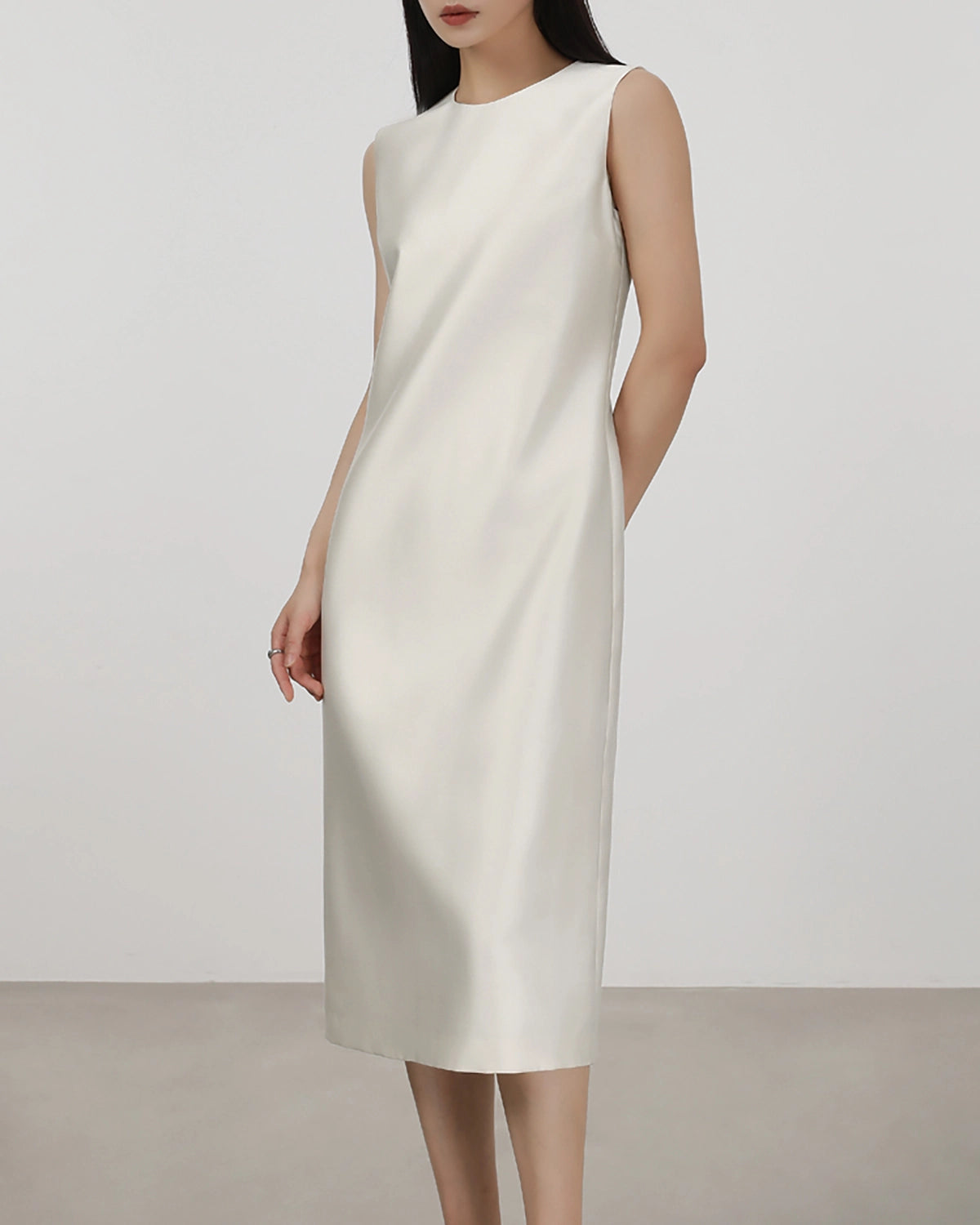 40 Momme Silk Sleeveless Midi Dress Cream