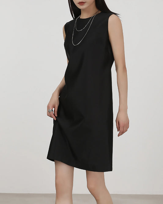 40 Momme Sleeveless Silk Straight Dress