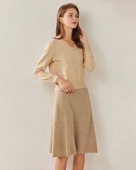 Basic V-Neck Relaxed Fit Cashmere Sweater Beige