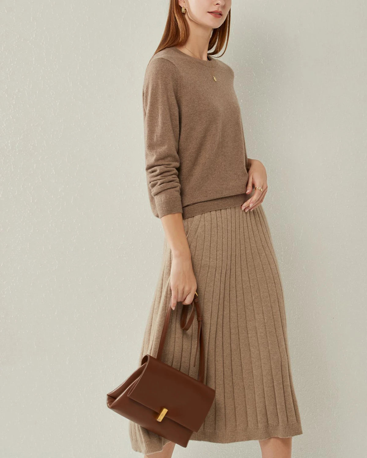 Classic-Fit Crewneck Cashmere Sweater Brown