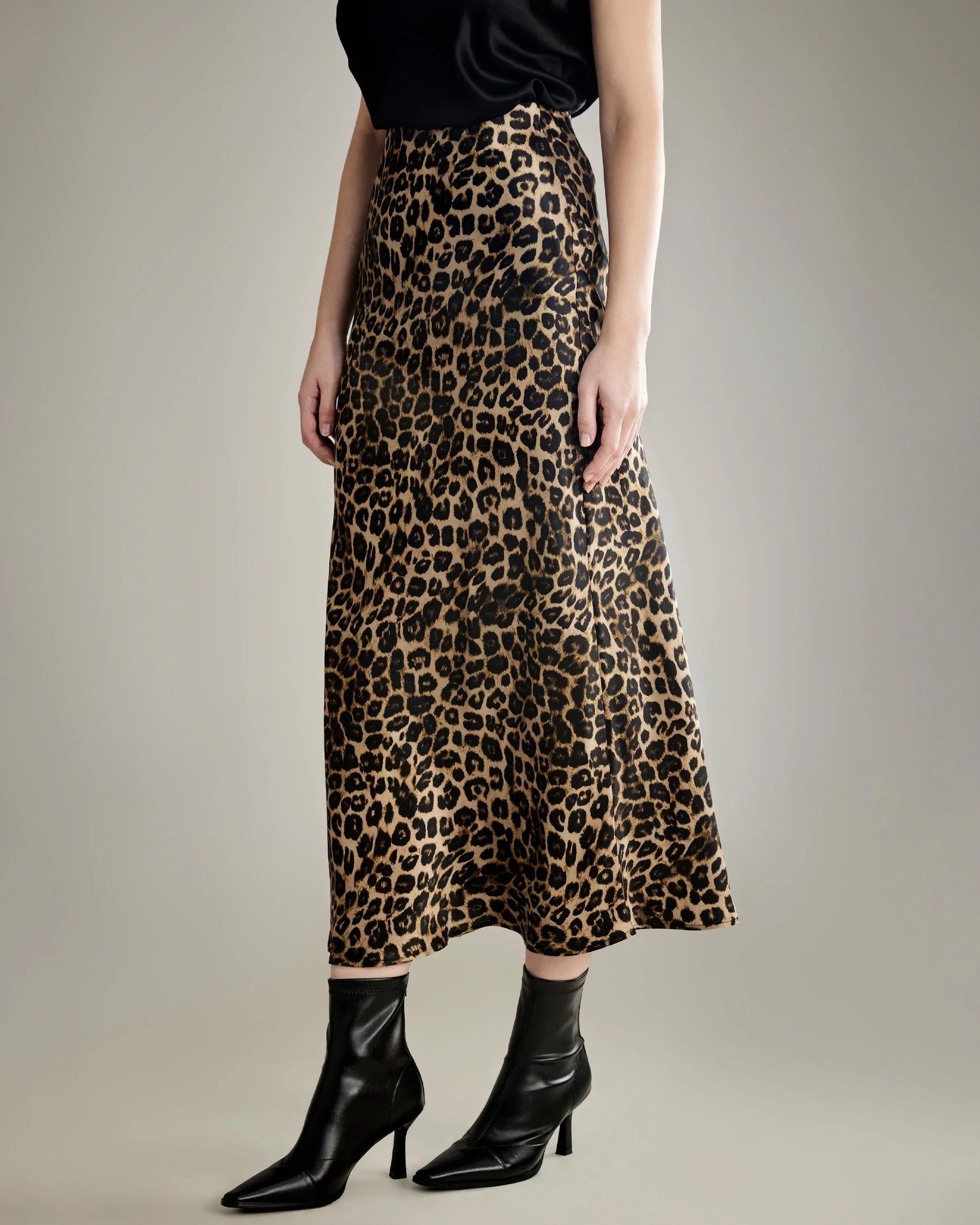 Classic Leopard Print Maxi Silk Skirt Champagne
