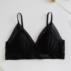 Concise Lace Comfy Silk Bralette Bra Black