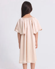 Bat-sleeved nightdress for girls