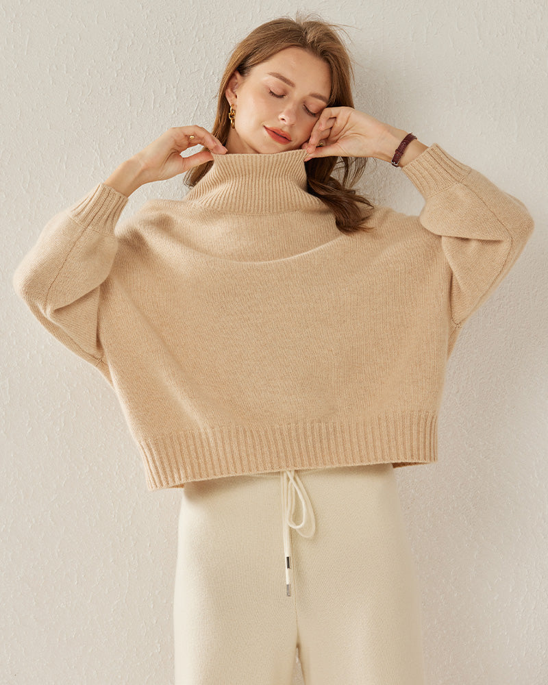 Luxe Oversized Cashmere Turtleneck Sweater Beige