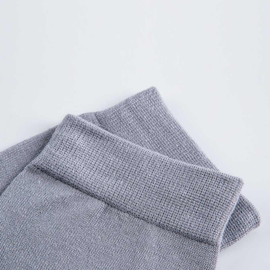 Mesh Knit Skin-friendly Men's Silk Socks Grey
