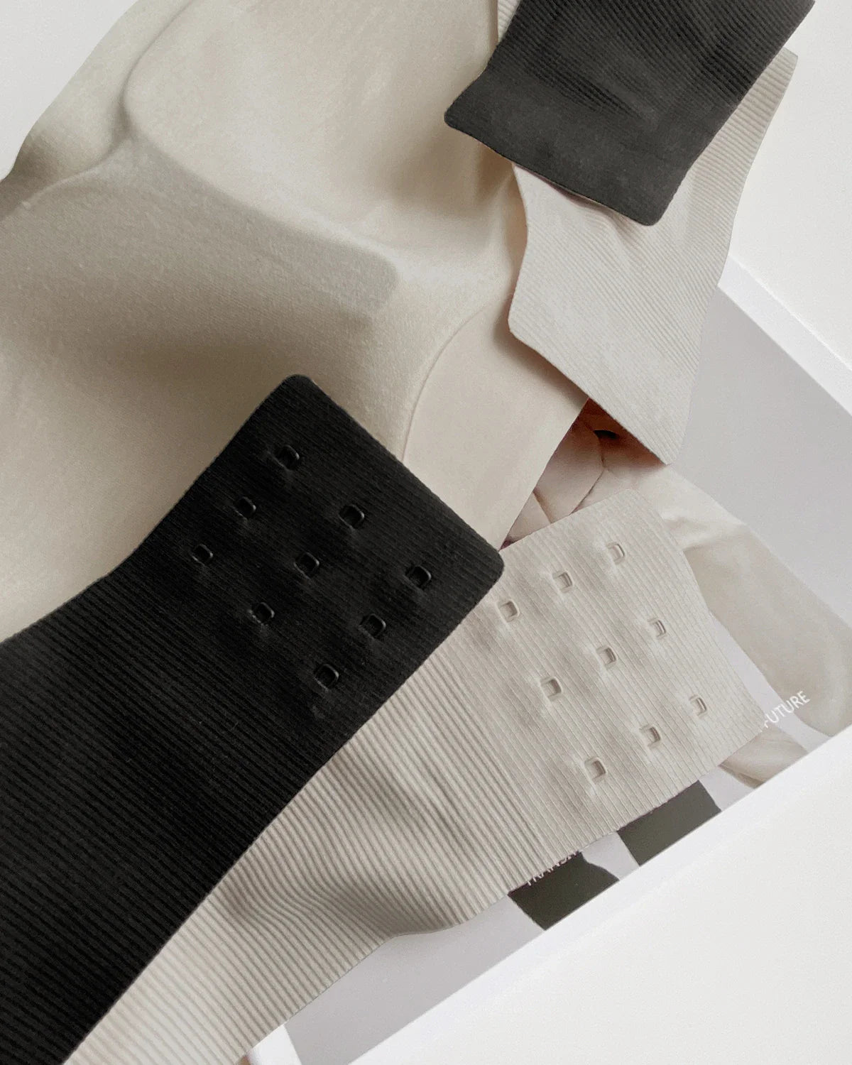 Seamless Non-slip Silk Bandeau Bra Black