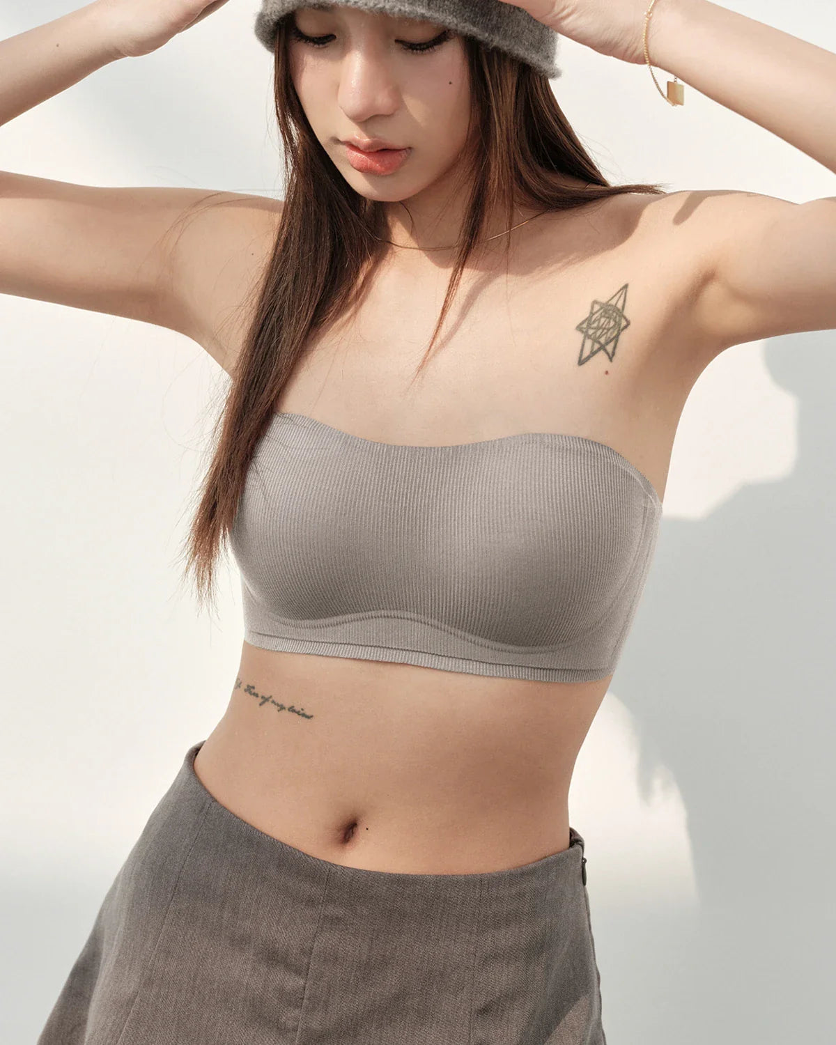 Seamless Non-slip Silk Bandeau Bra Grey