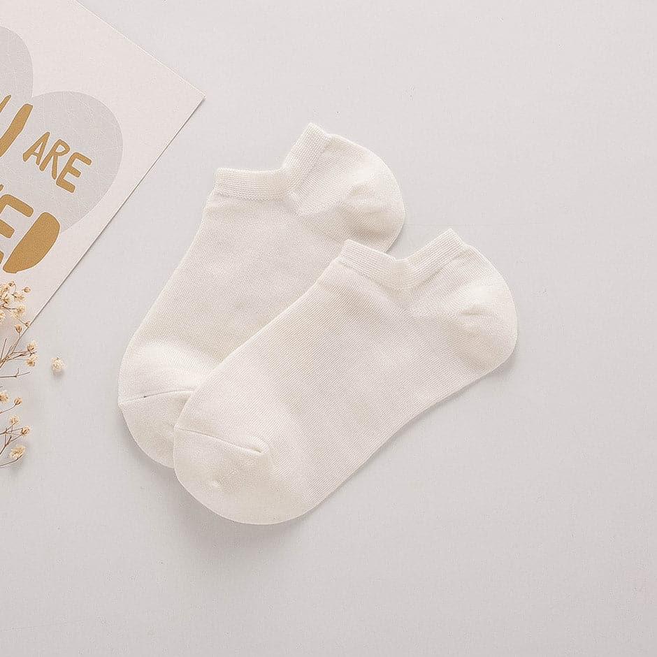 Skin-friendly Women's Silk Boat Socks White