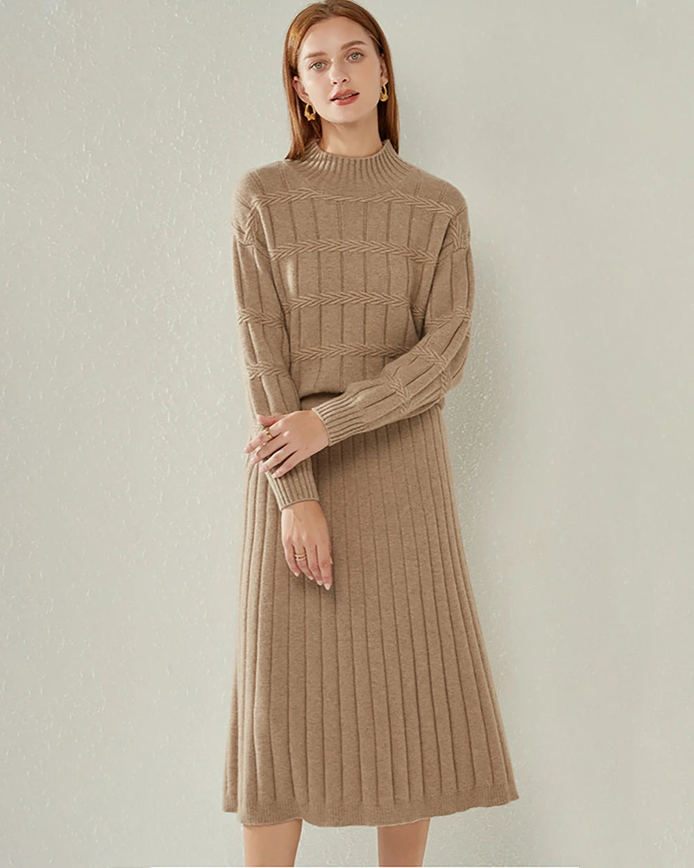 Textured Mock Neck Cashmere Sweater Dark Camel