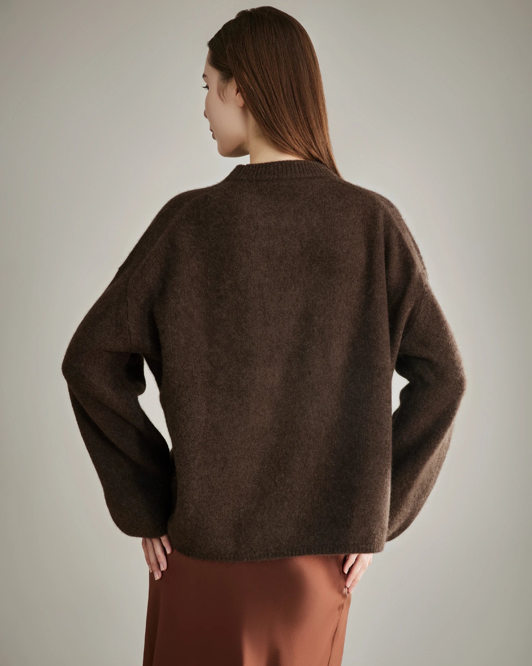 Women's Loose Crewneck Cashmere Sweater Brown