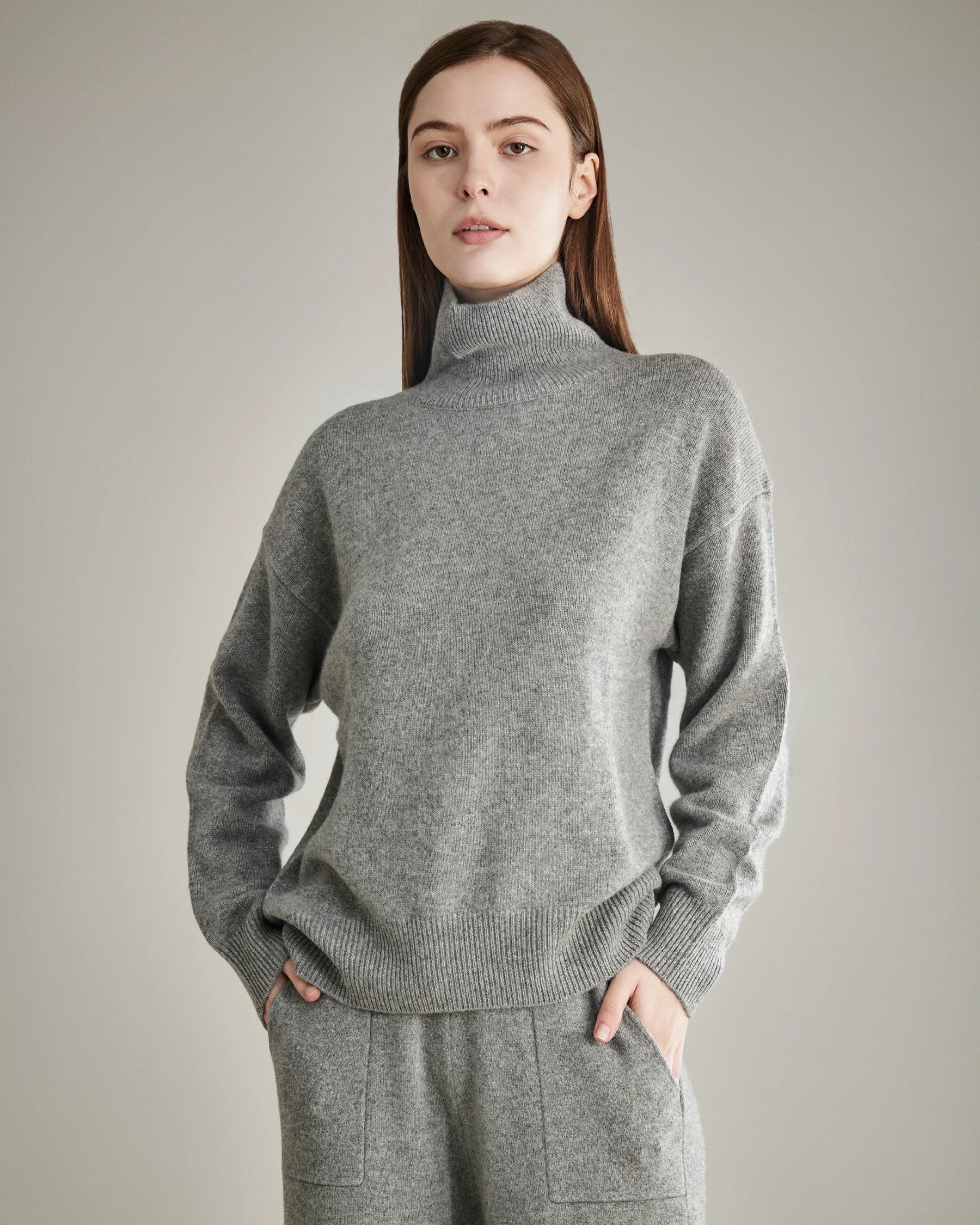Women's Loose Turtleneck Cashmere Sweater Grey