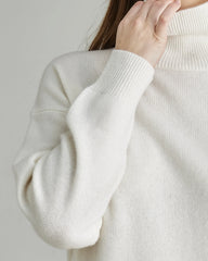 Women's Loose Turtleneck Cashmere Sweater White
