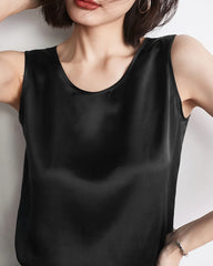 Women's Round Neck Sleeveless Silk Tank Black