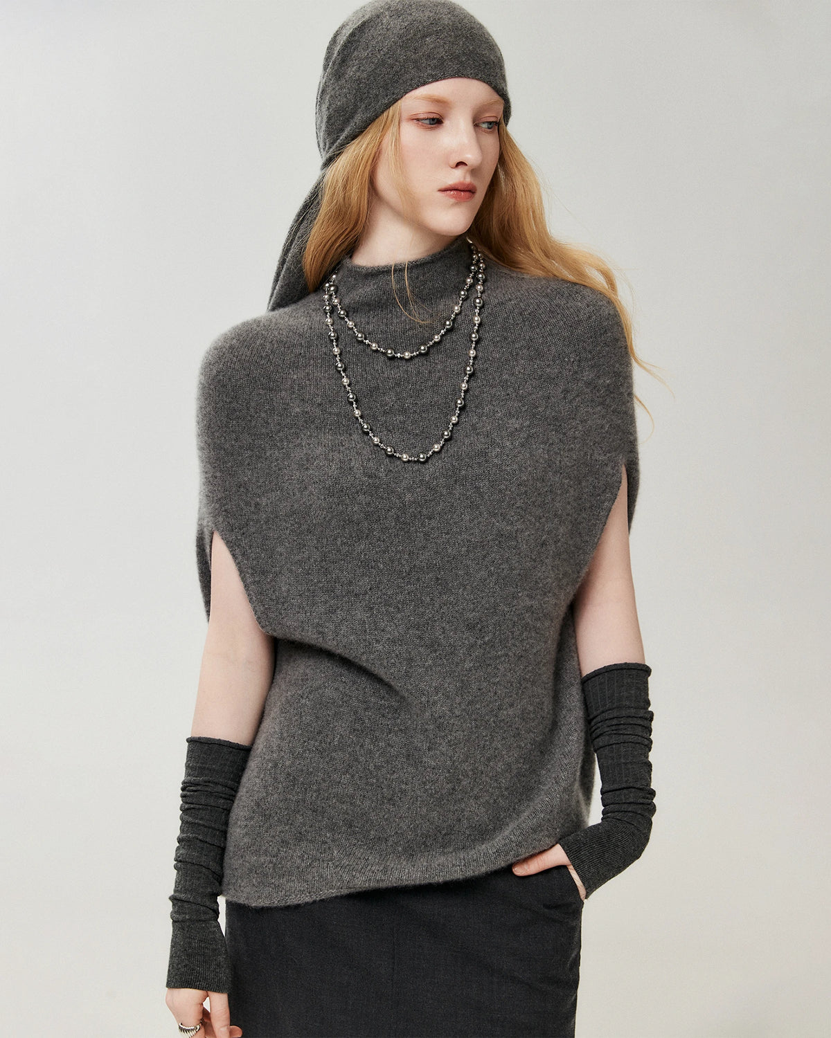 100% Cashmere Cap-Sleeve Mock Neck Loose Vest
