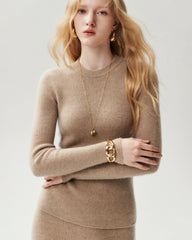 100% Cashmere Fitted Crewneck Knit Top