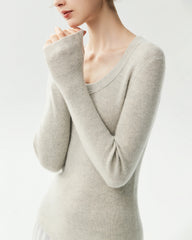 100% Cashmere Fitted Scoop Neck Sweater
