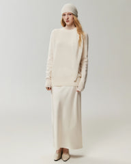 100% Cashmere Relaxed Ribbed Crewneck Sweater