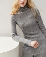 100% Cashmere Ribbed Turtleneck Sweater