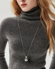 100% Cashmere Ribbed Turtleneck Sweater