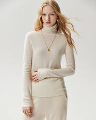 100% Cashmere Rolled-Edge Relaxed Turtleneck Sweater