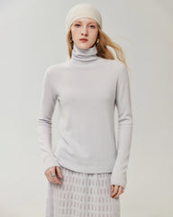 100% Cashmere Rolled-Edge Relaxed Turtleneck Sweater