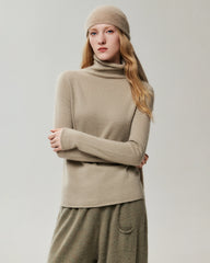 100% Cashmere Rolled-Edge Relaxed Turtleneck Sweater