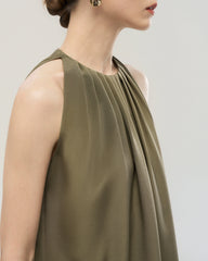 22 Momme Silk Pleated Neck Sleeveless Tank Top