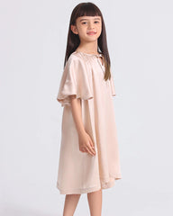Bat-sleeved nightdress for girls