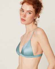 Silk Front Closure Wireless Bra and Panty Set