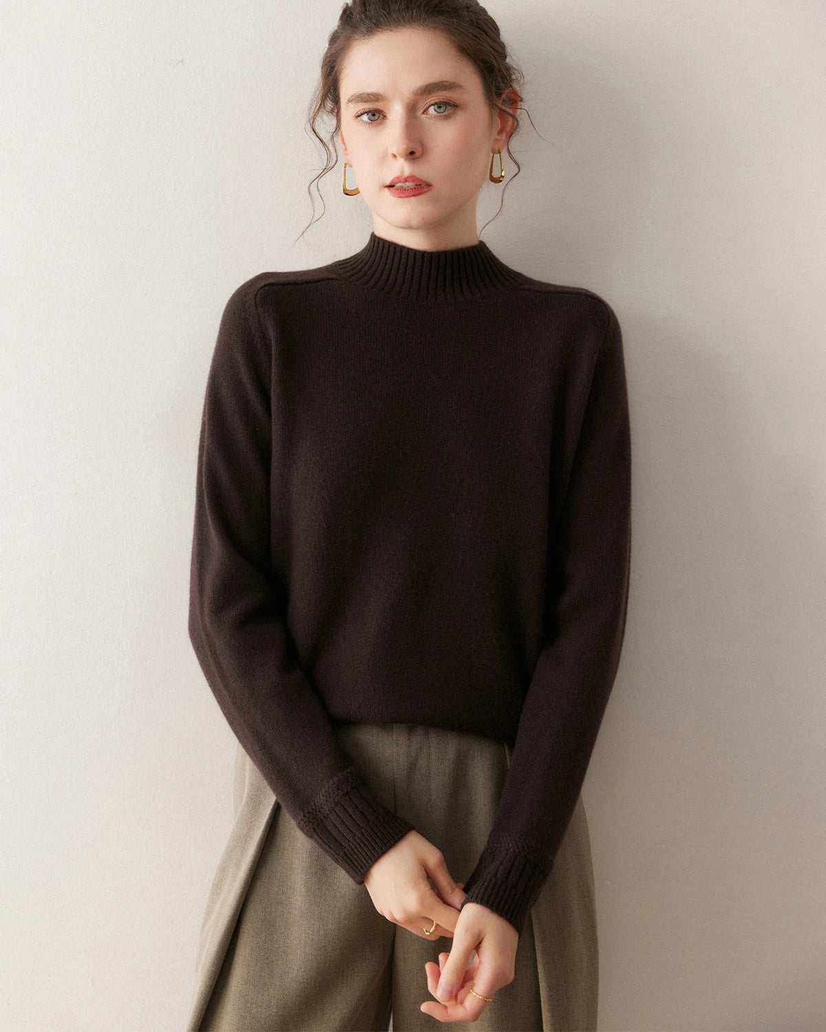 Women’s Cable Trim Raglan Cashmere Sweater